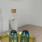 Апартаменты Seaspray Boutique *
